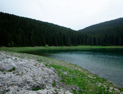 Горное озеро